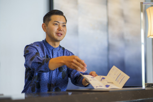 ケン・ホテル&リゾートホールディングス(琉球ホテル&リゾート名城ビーチ/ハイアットリージェンシー那覇沖縄/リーガロイヤルグラン沖縄/オクマプライベートビーチ&リゾート/琉球ホテル&リゾート名城ビーチ)の写真